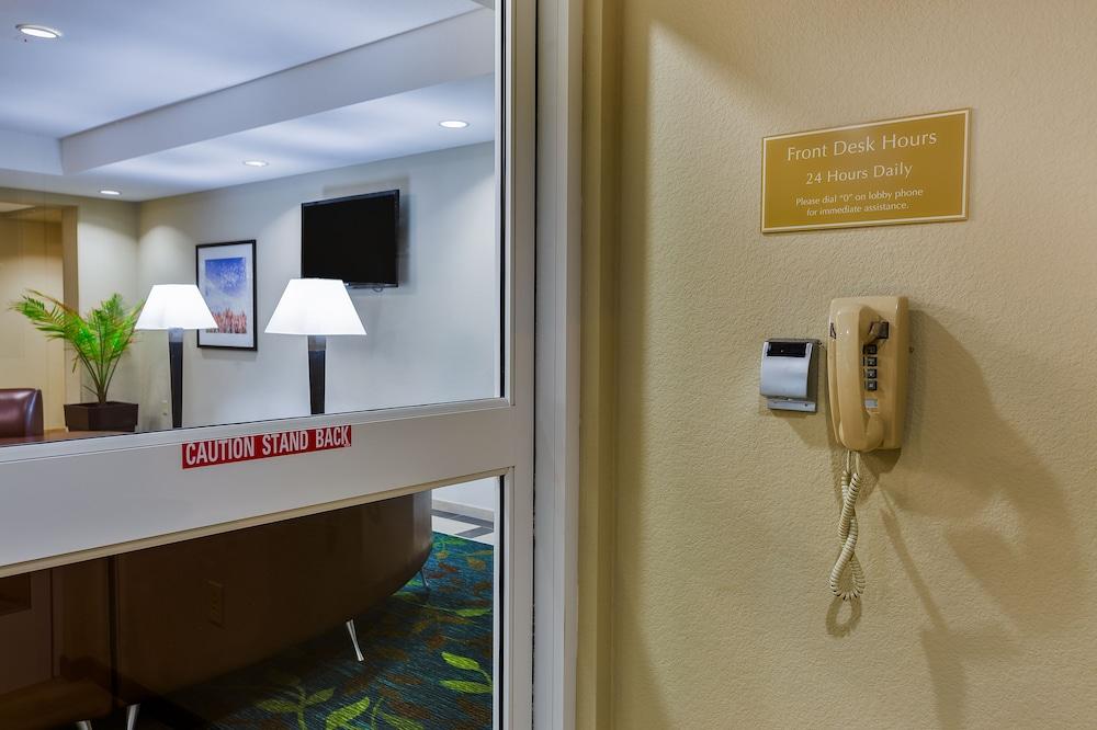 Candlewood Suites Tucson By Ihg Exterior foto